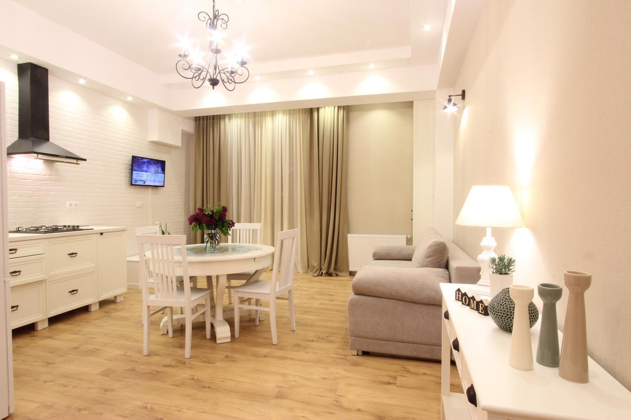 New Apartment In Old Tbilisi ภายนอก รูปภาพ